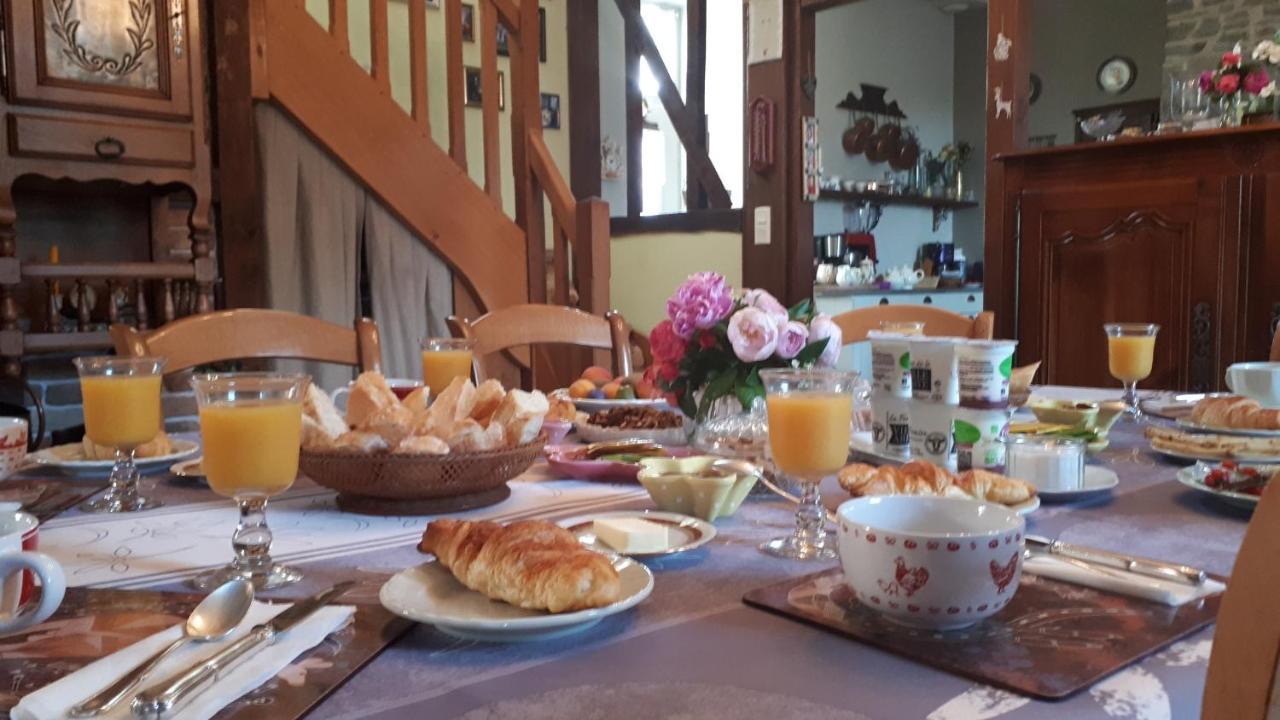 Poilley  Les Sources Bed & Breakfast エクステリア 写真
