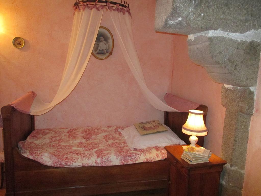 Poilley  Les Sources Bed & Breakfast エクステリア 写真