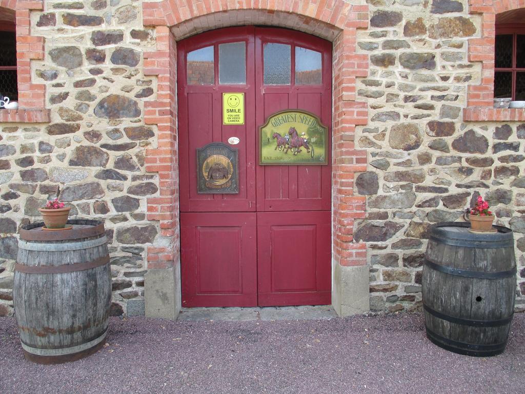 Poilley  Les Sources Bed & Breakfast エクステリア 写真